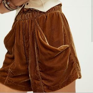 Free people - at first sight velvet shorts (M)